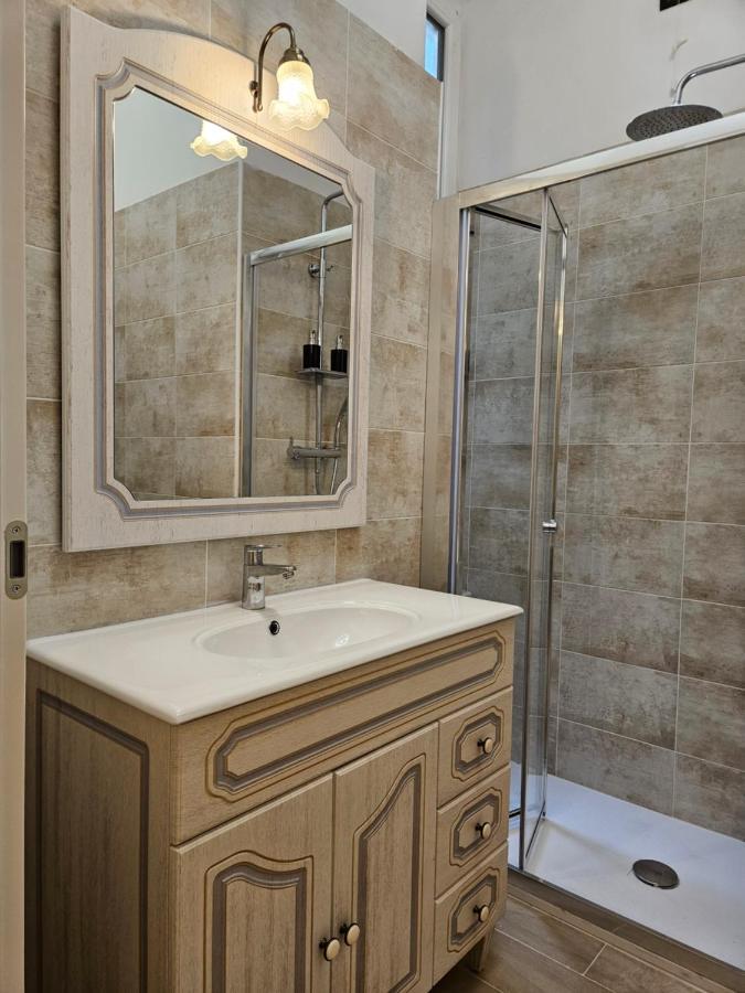 Resort Del Roster Firenze Bagian luar foto